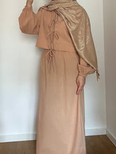 Load image into Gallery viewer, TWO PIECE SKIRT SET