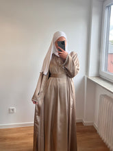 Load image into Gallery viewer, ABAYA CRYSTAL