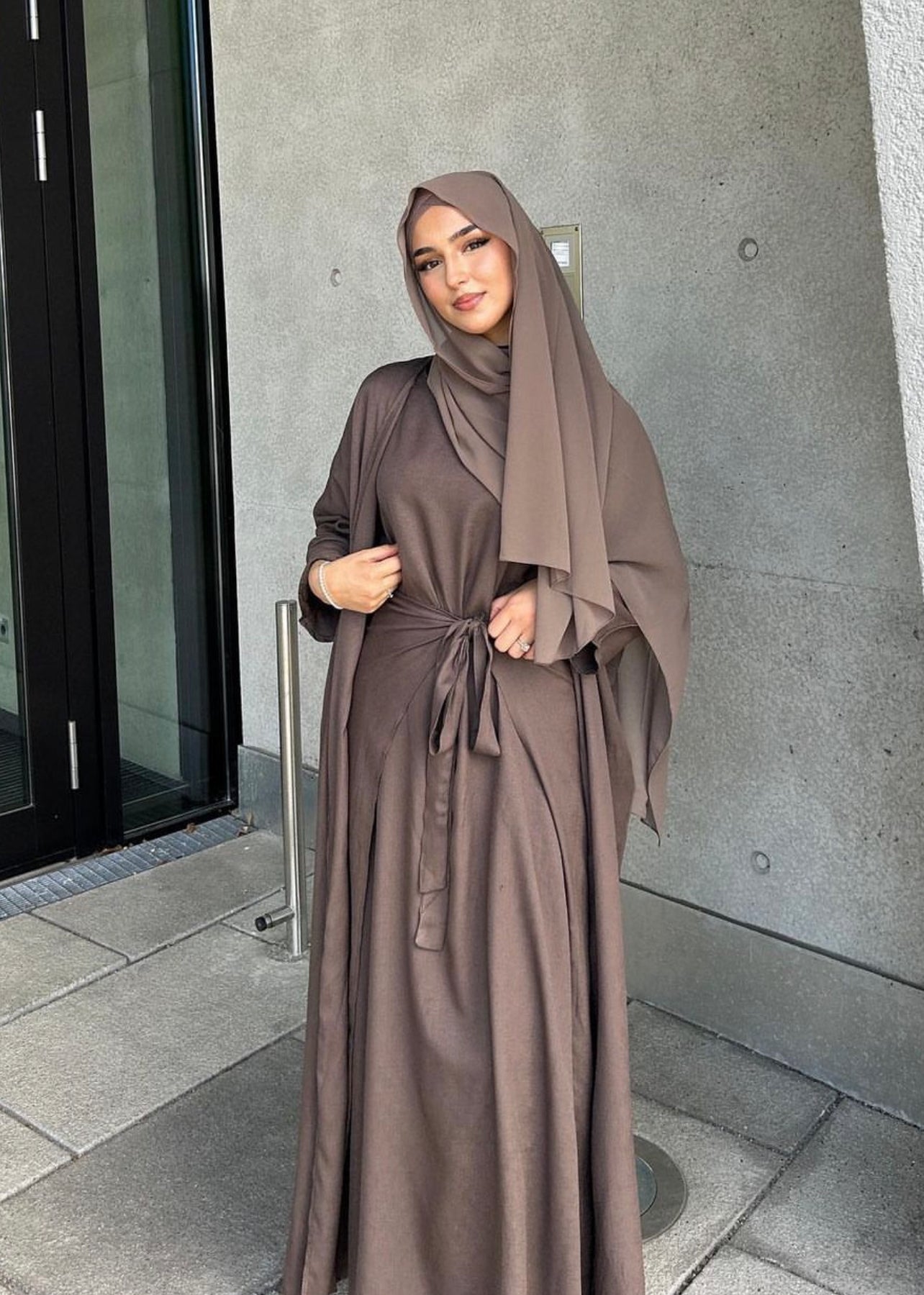 FOUR-PIECE ABAYA