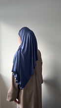 Load image into Gallery viewer, Wavy Jersey Hijab
