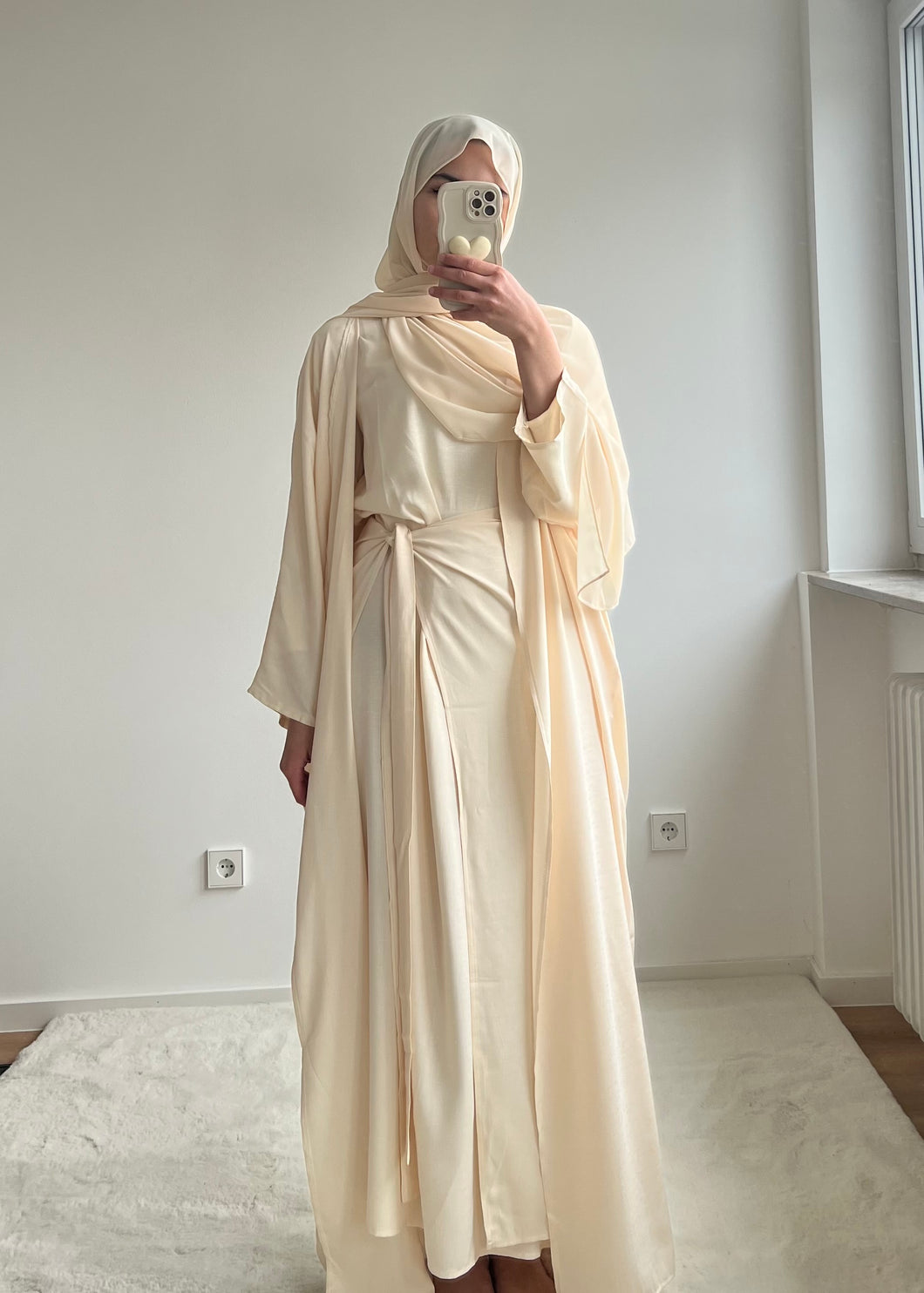 BUTTERYELLOW ABAYA