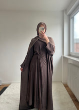 Load image into Gallery viewer, FOUR-PIECE ABAYA
