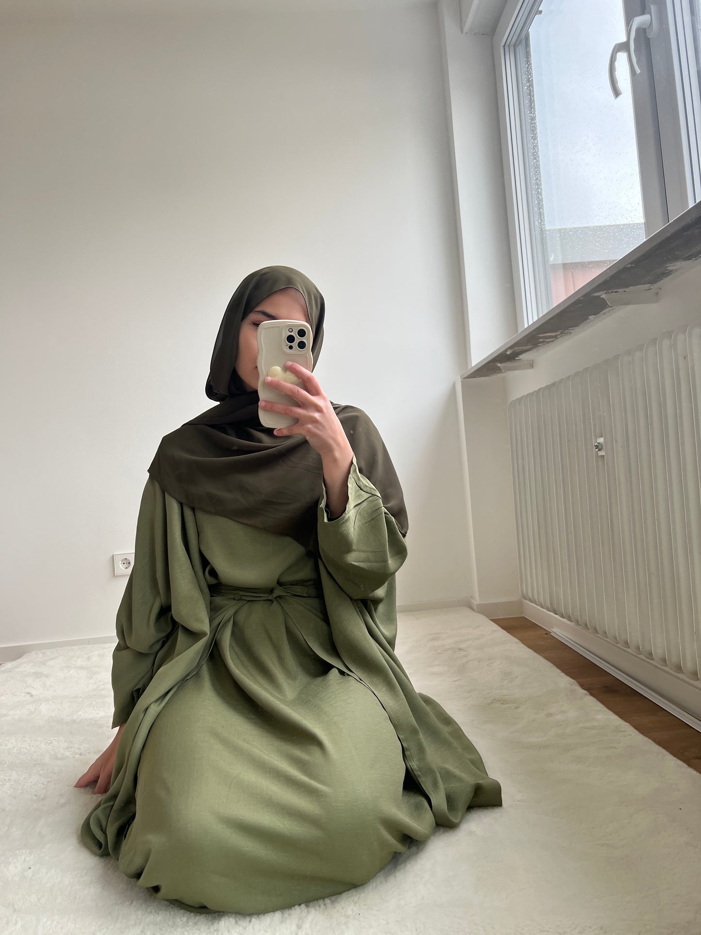 FOUR-PIECE ABAYA